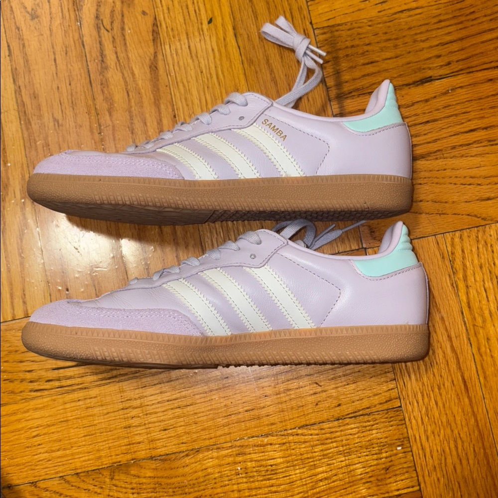 LIKE NEW Adidas SAMBA OG SHOES KIDS - Silver Dawn/Crystal White/Semi Flash Aqua - Picture 4 of 8